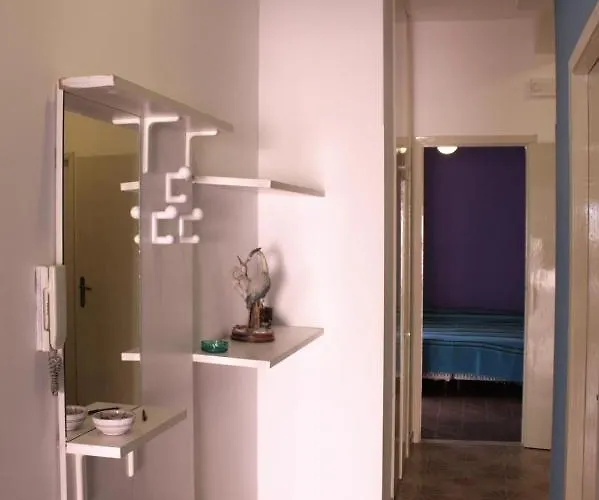 Naxos House Apartment *