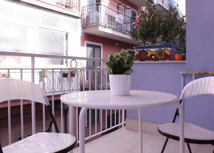 Naxos House Apartment *